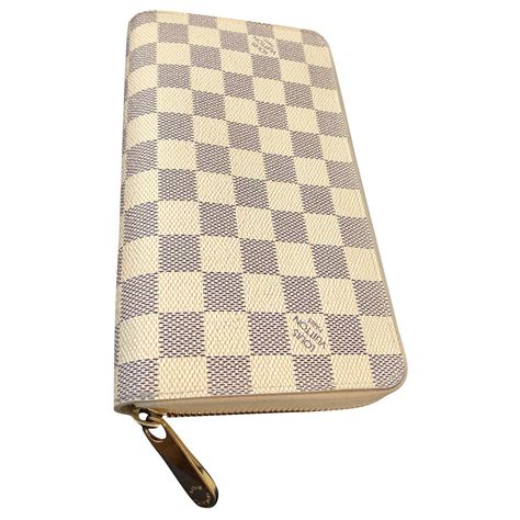 louis vuitton wallet beige